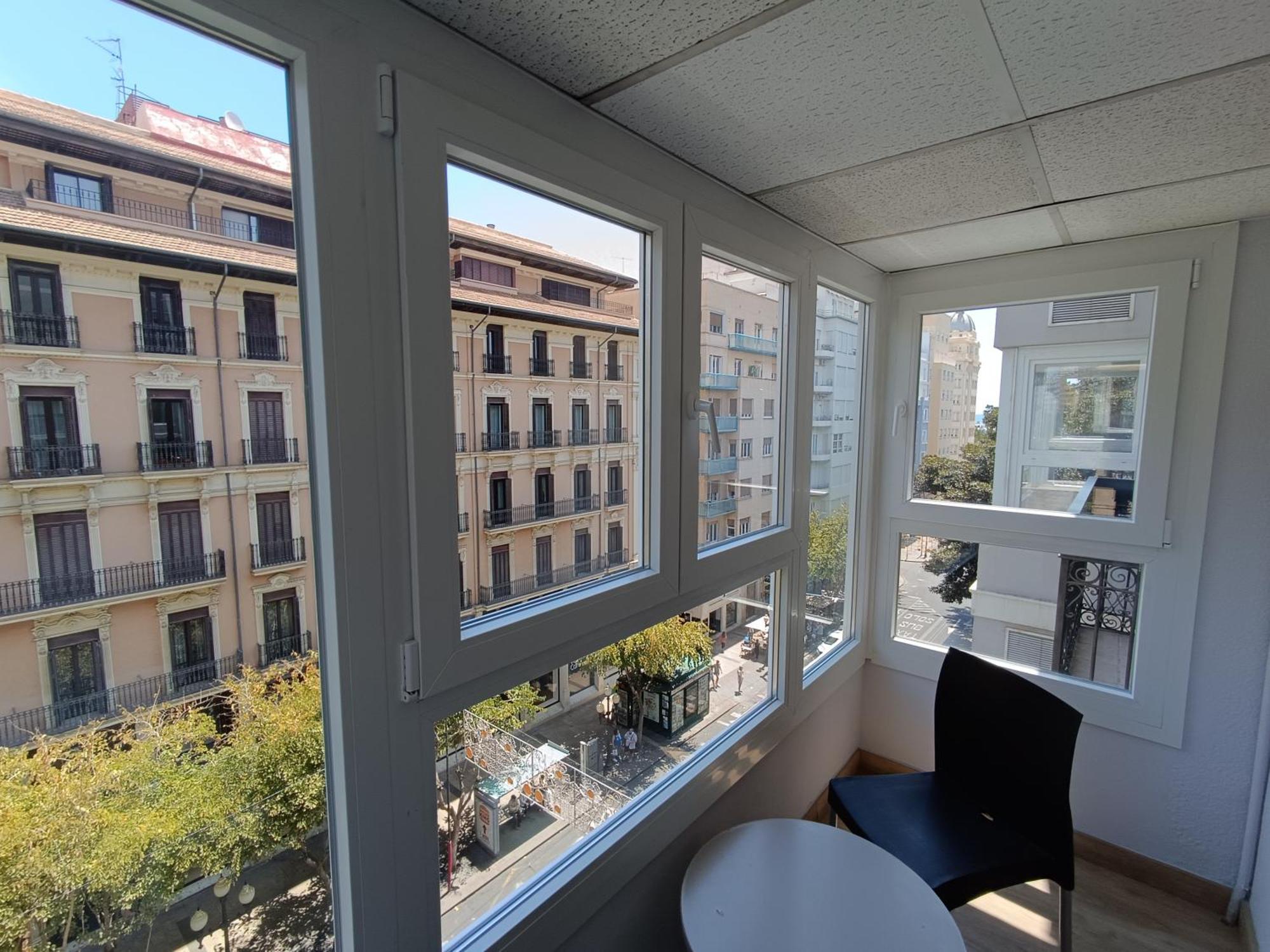 Mendez Nuñez Hotel