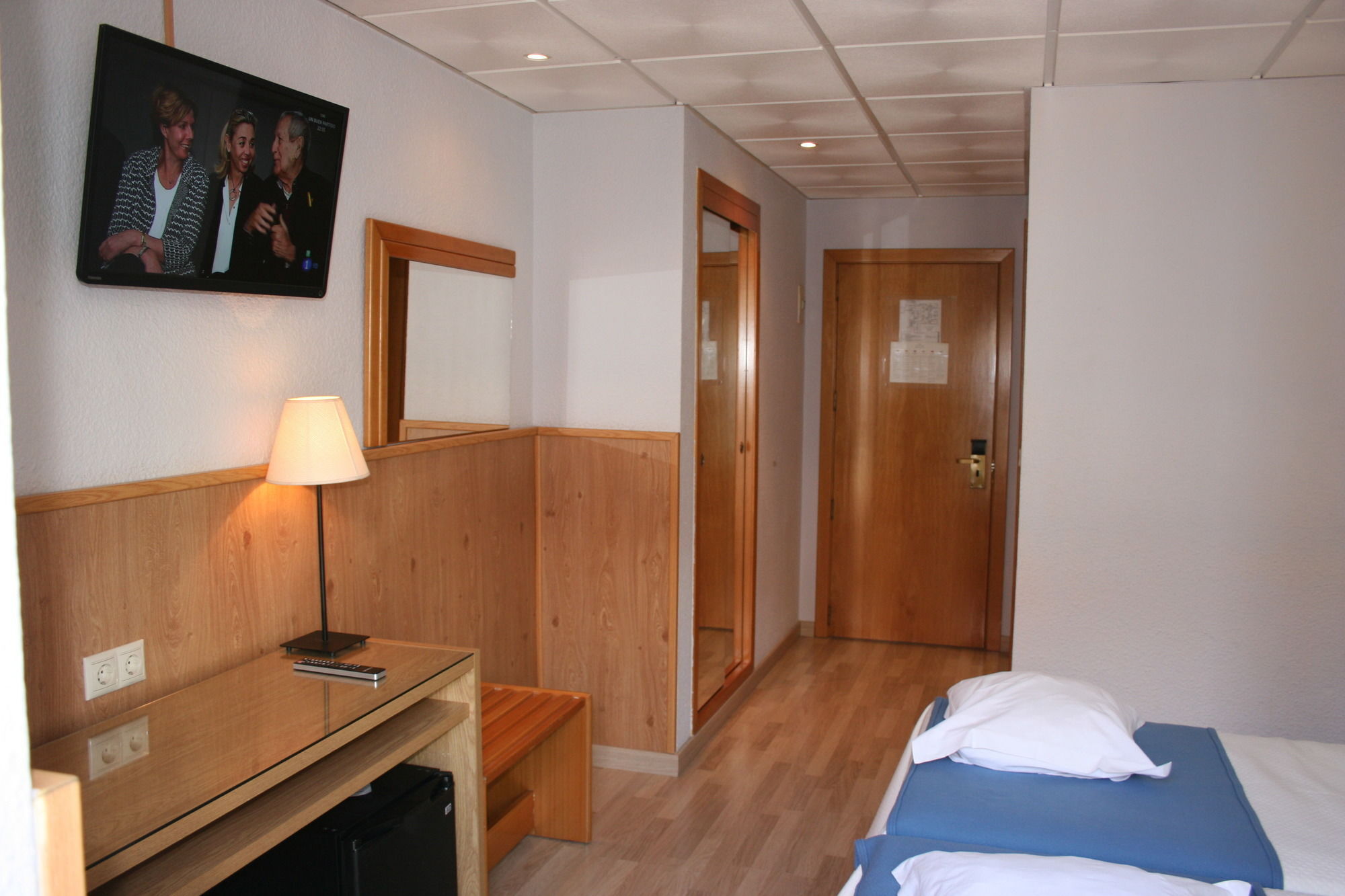 Mendez Nunez Hotel 2*